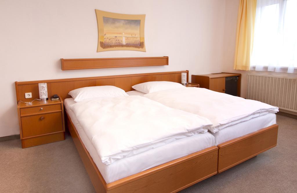 Hotel Zur Sonne 코르노이부르크 객실 사진